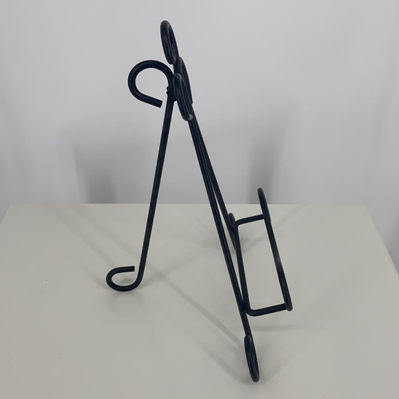 Studio Decor Black Iron Swirl Book/Photo/Art/Plate Easel Display - Picture 6 of 13